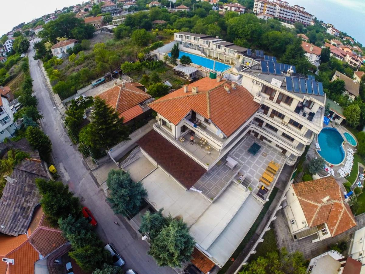 Hotel Moskoiani Bjala Kültér fotó