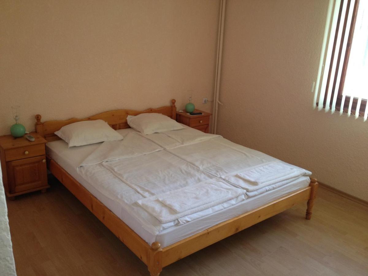 Hotel Moskoiani Bjala Kültér fotó