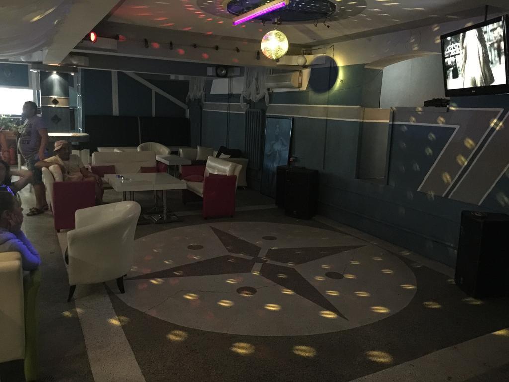 Hotel Moskoiani Bjala Kültér fotó