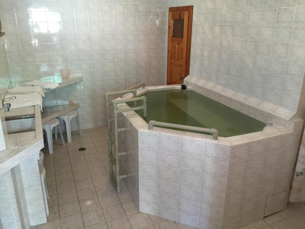 Hotel Moskoiani Bjala Kültér fotó
