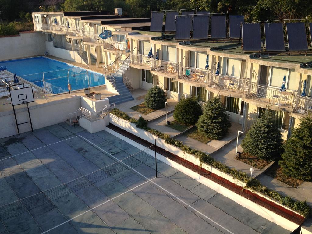 Hotel Moskoiani Bjala Kültér fotó