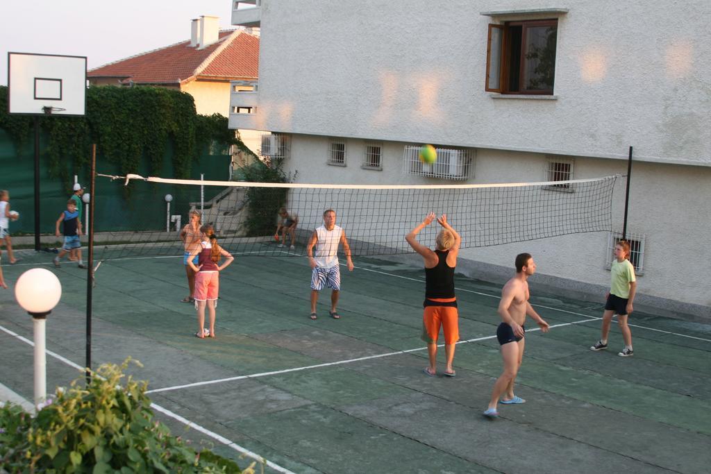 Hotel Moskoiani Bjala Kültér fotó